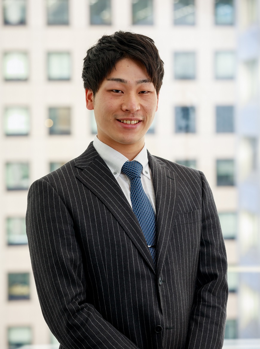 及川　泰輔