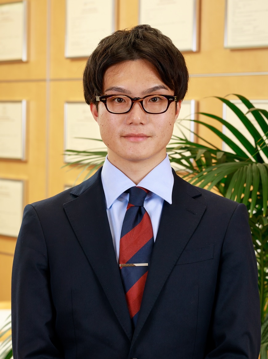 長内　陸