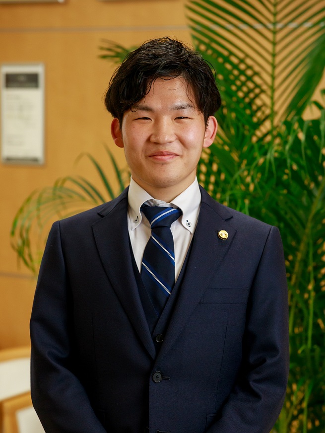 中西　葵