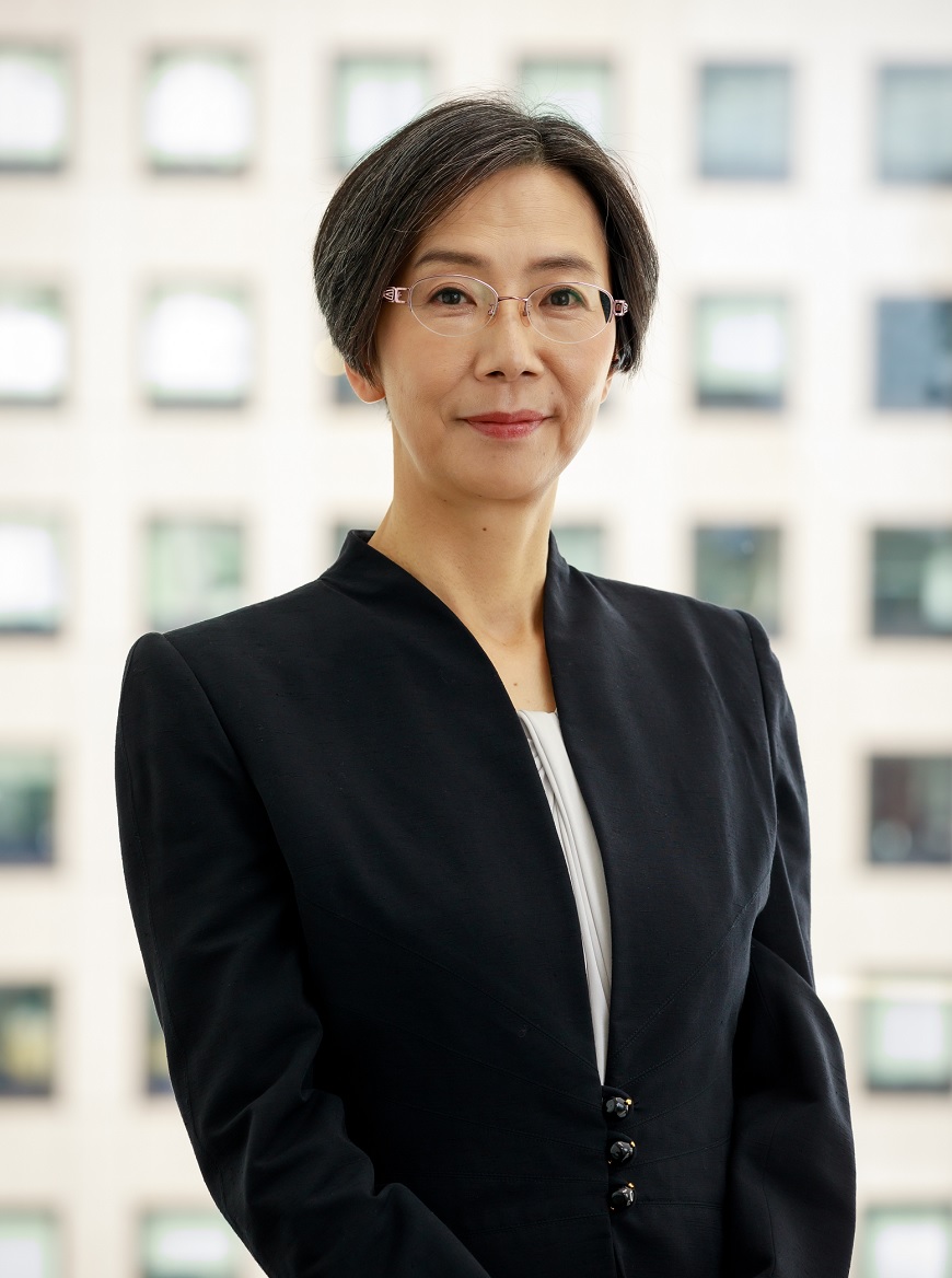 越後　純子